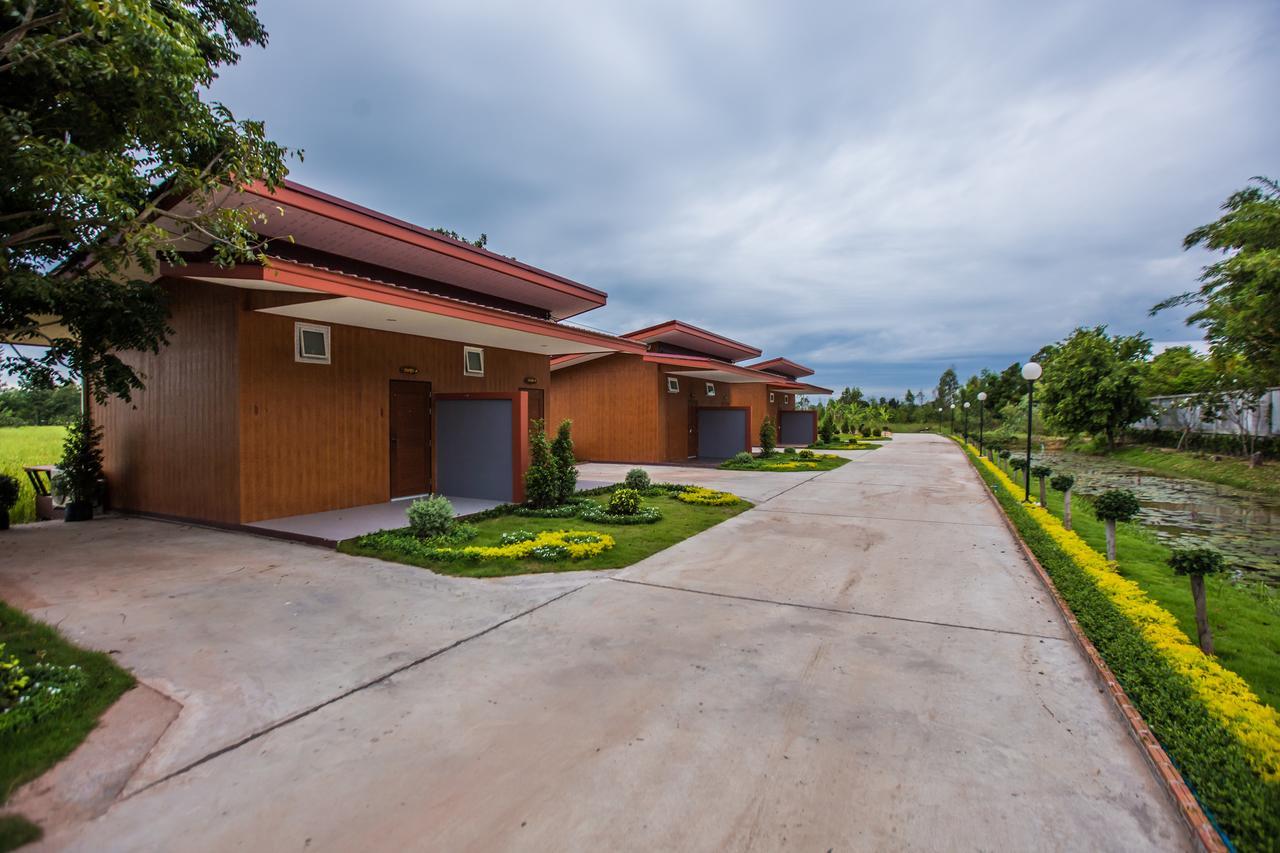 Xaiyong Resort - ไทรโยงรีสอร์ท Бурирам Экстерьер фото